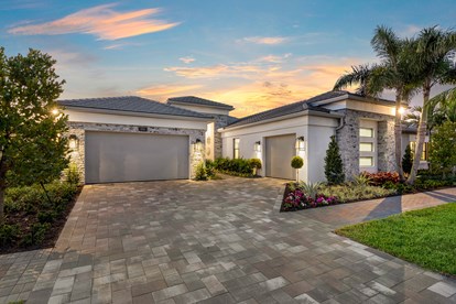 The Sonoma Model at Valencia del Mar