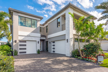100% CONTEMPORARY LIVING