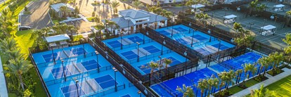 WORLD-CLASS RACQUET CLUB