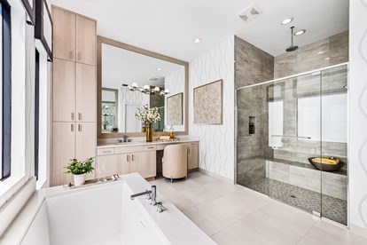 Savannah Primary Bathroom