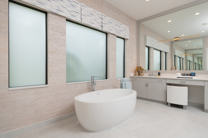 Caroline Grande Master Bath