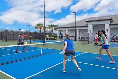 RL Life Pickleball Play 3RT