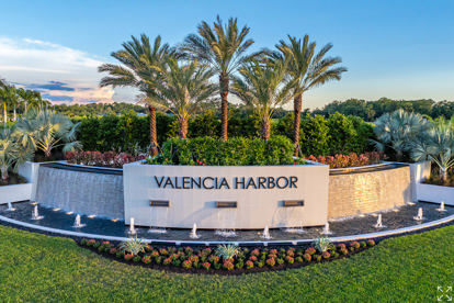 SEE YOUR STUNNING NEW ENTRY AT VALENCIA HARBOR