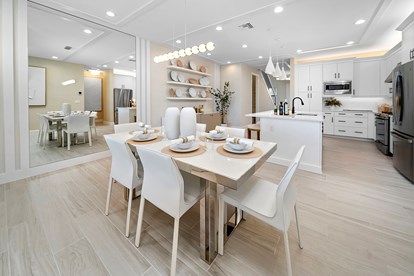 Royal Dining & Kitchen