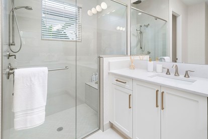 Eclipse Primary Bathroom