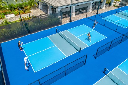 VS Racquet Club drone 0341 1